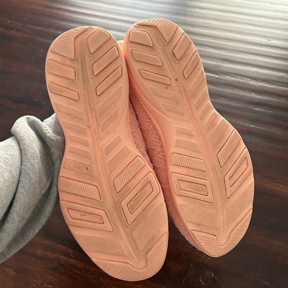 APL Techloom Phantom Sneakers in Faded Peach Size 9.5 $185 - Picture 8 of 11